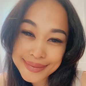 Meet your Posher, Desy